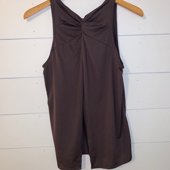 Purple open-back exercise shit - Picture 2 of 3